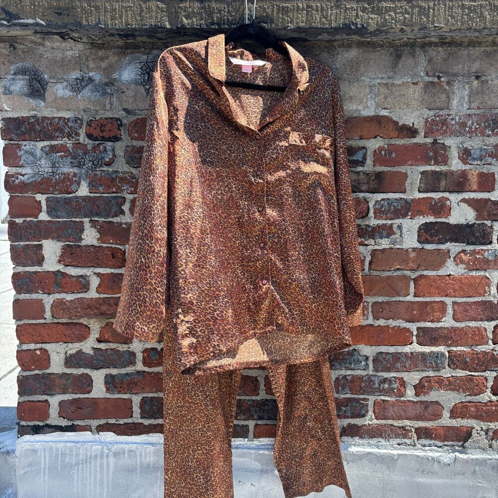 Vintage Victoria's Secret Leopard Satin Pajama Set Top Pants Y2K Sz S/M